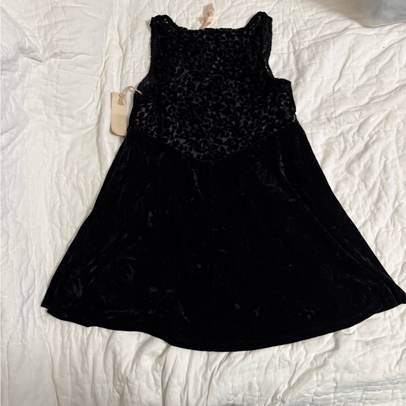 Mystree Black Velvet Devore Burnout Floral Sleeveless Tunic Top - Picture 6 of 11